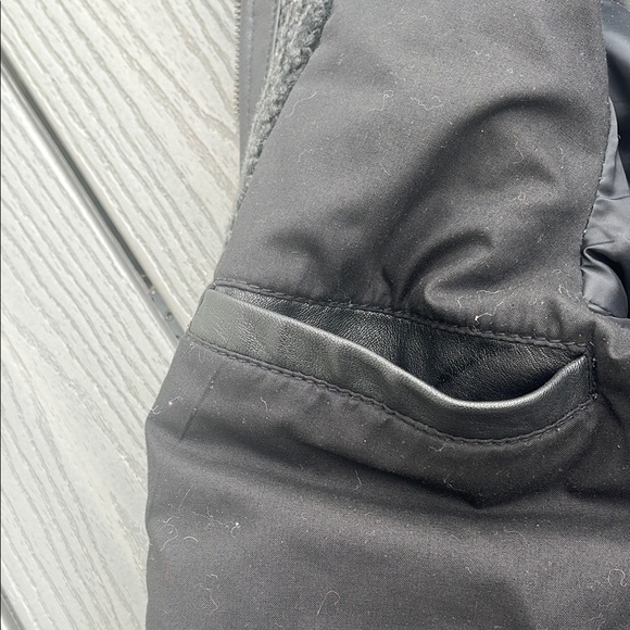 Men's Black Leather Jacket - Picture 6 of 12